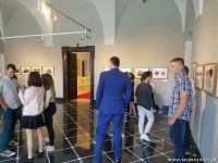 gallery1