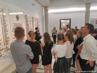 gallery1