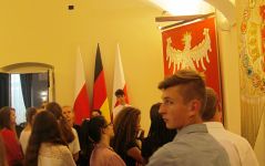 gallery1