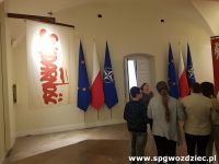 gallery1