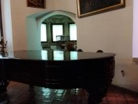 gallery1