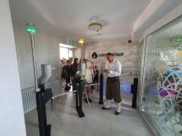 gallery1